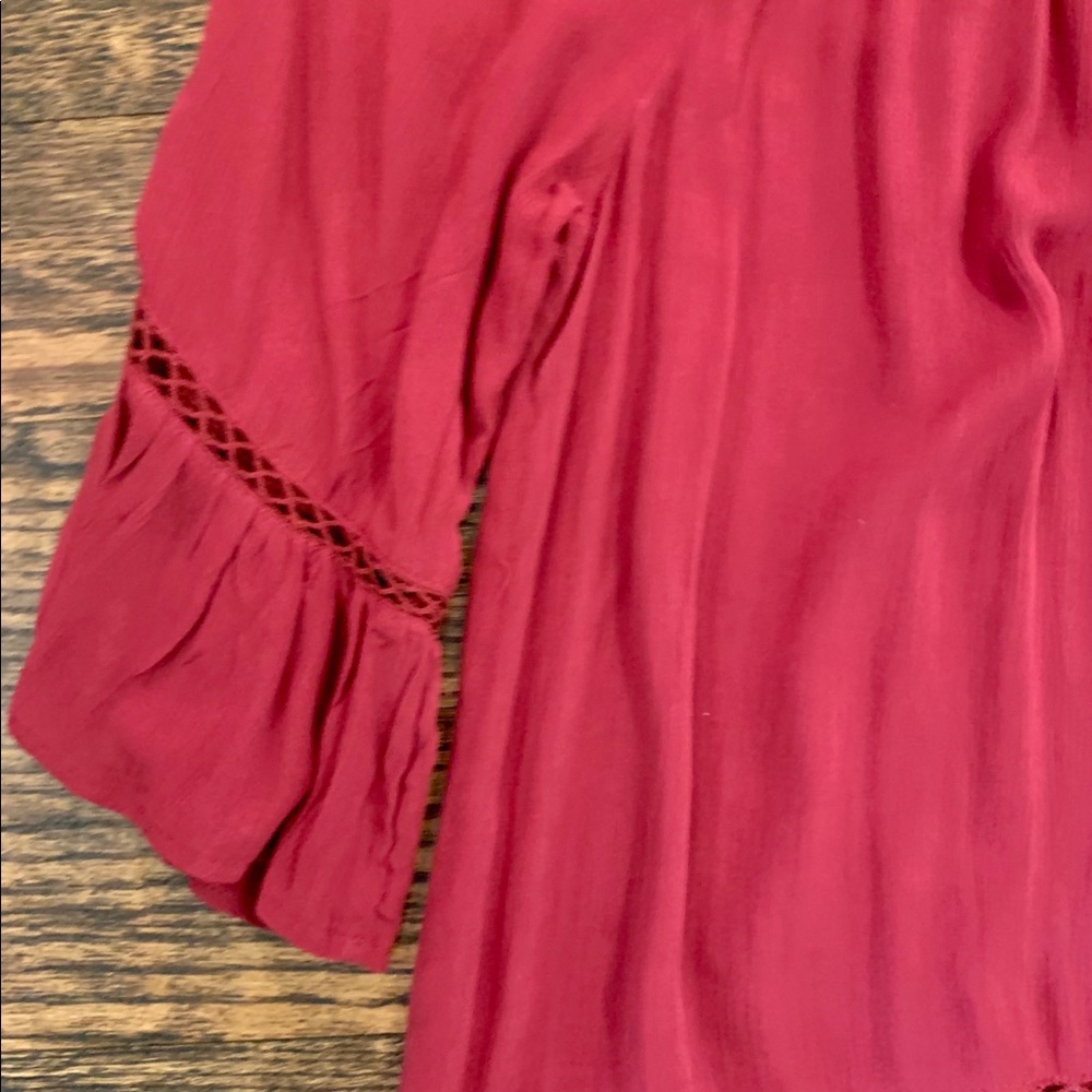 Fever Off Shoulder Top - Picture 2 of 4
